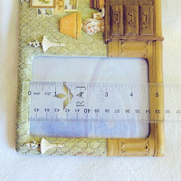 RAJ Collections 3D Photo Picture Frame Easel Back, House, Lamp, Cozy Home Decor - Picture 5 of 9